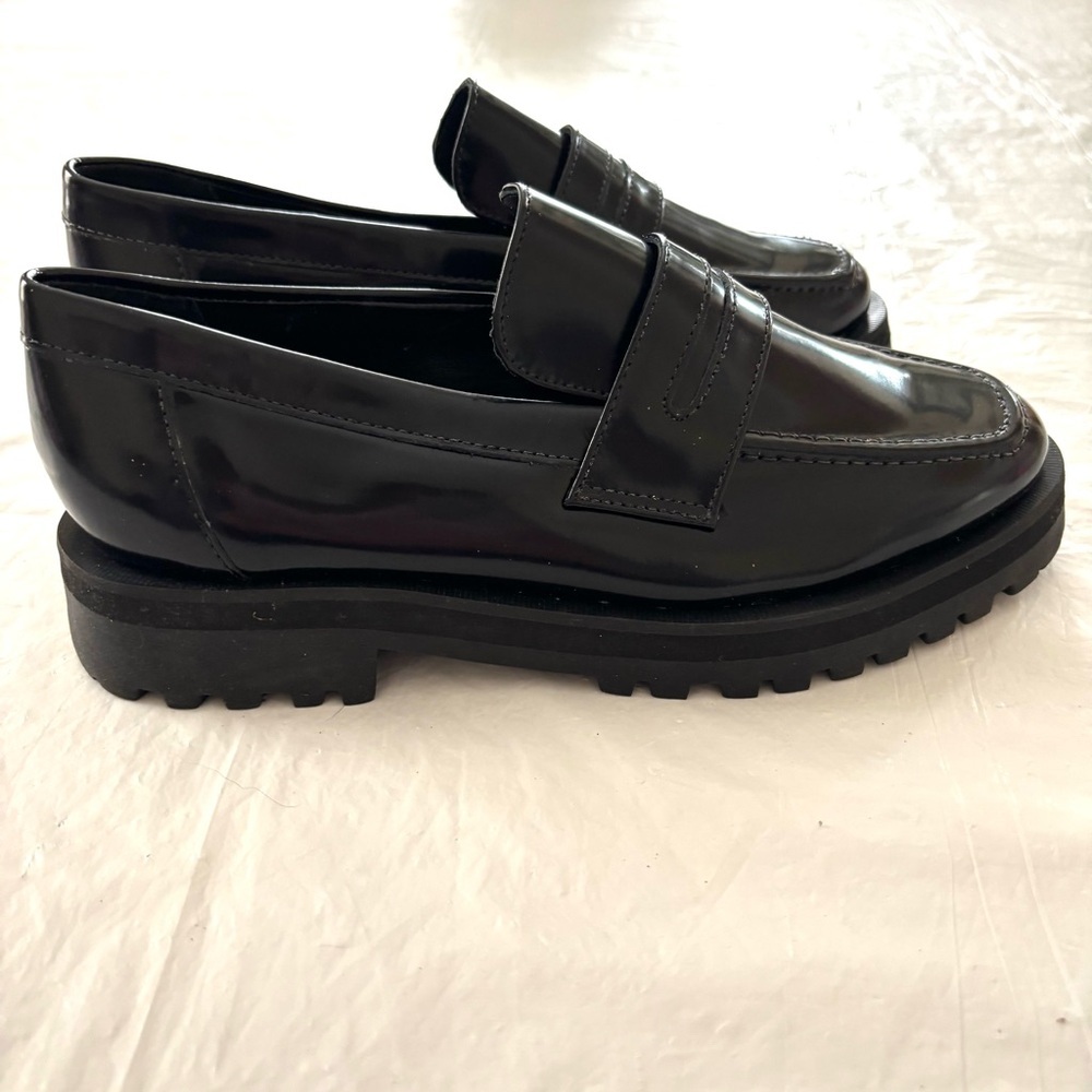 NWT Paula Torres by Nati Vozza Glam loafer Black SZ 6